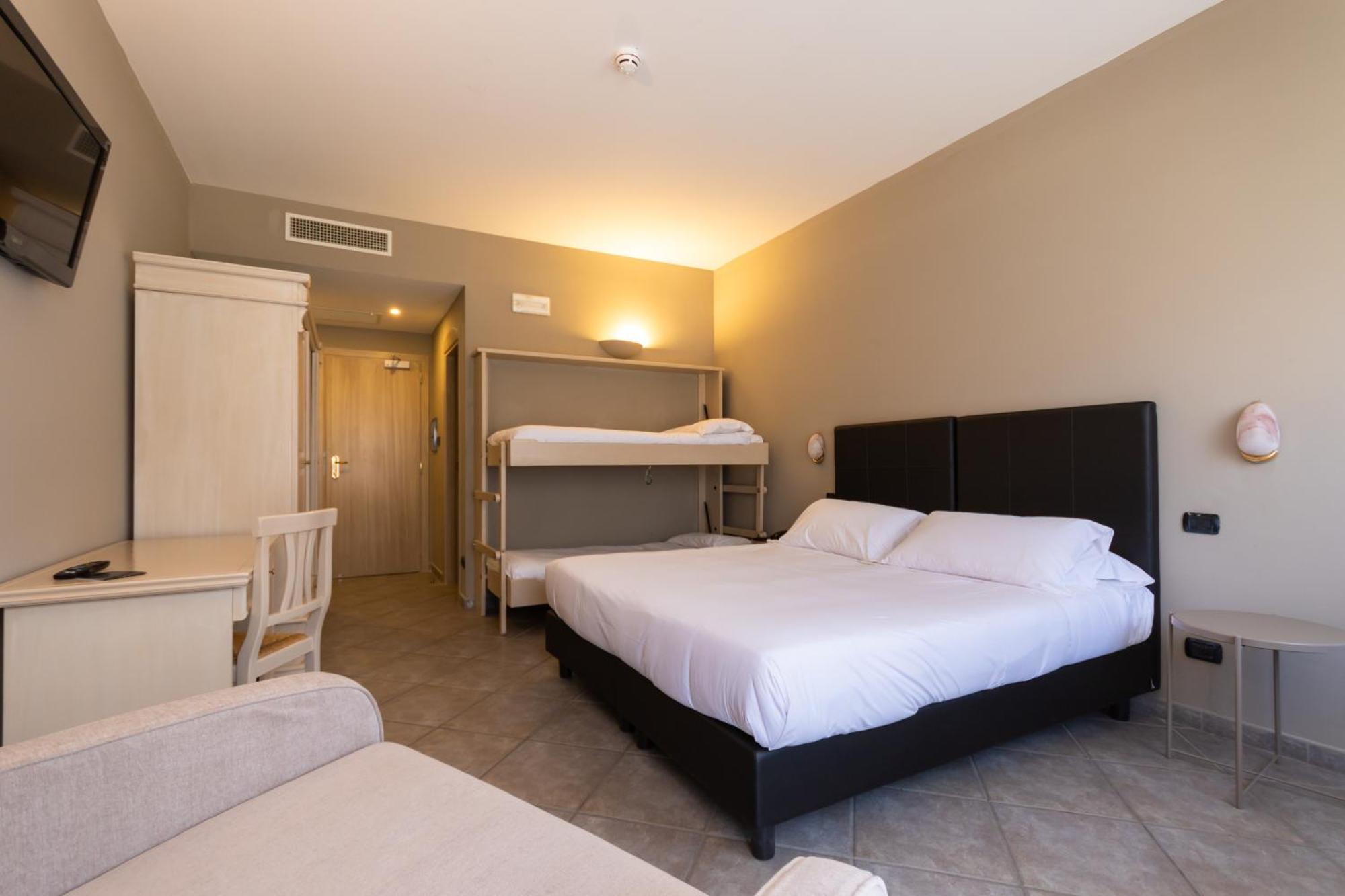 Hotel Don Luis Castel Di Sangro Dış mekan fotoğraf