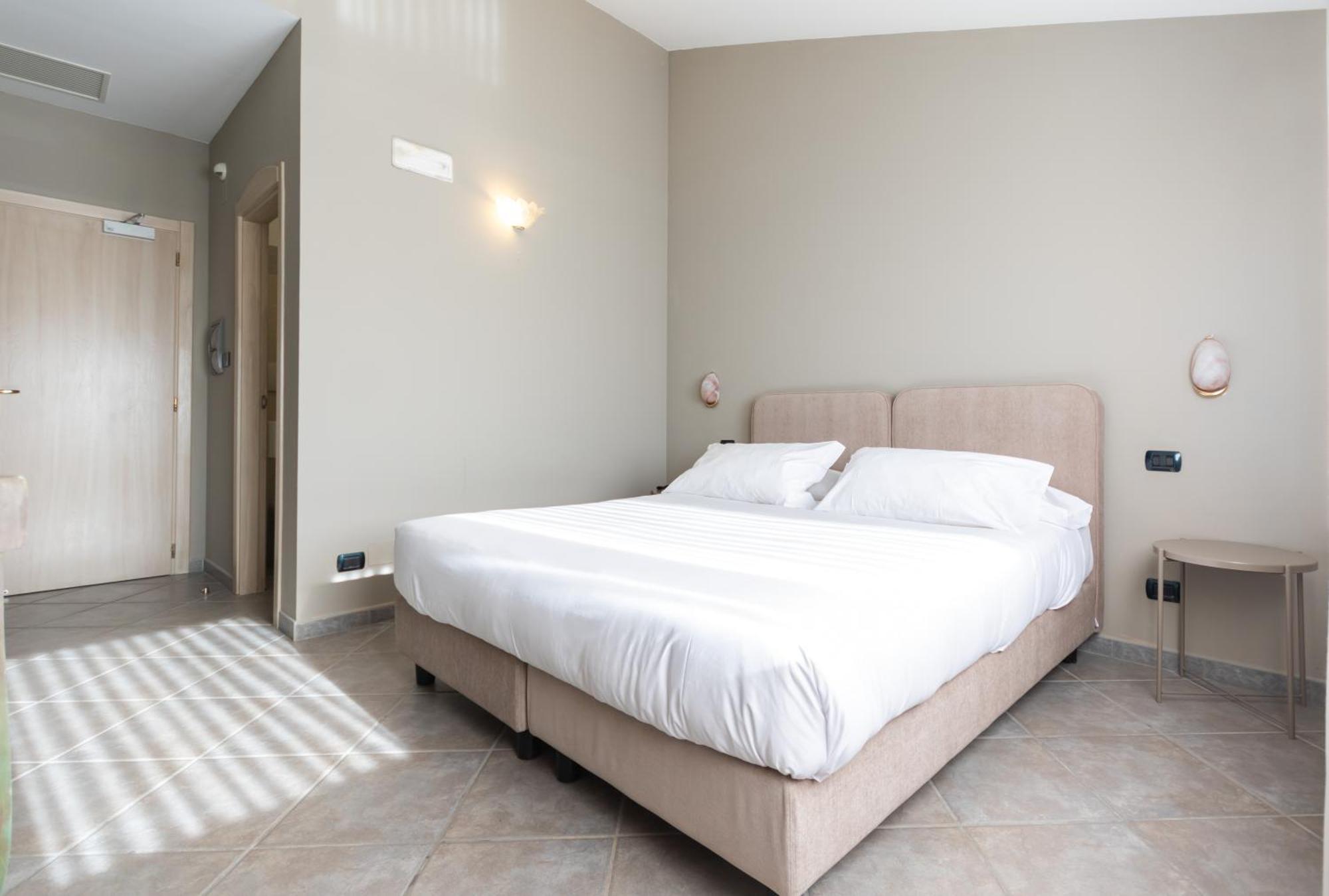 Hotel Don Luis Castel Di Sangro Dış mekan fotoğraf
