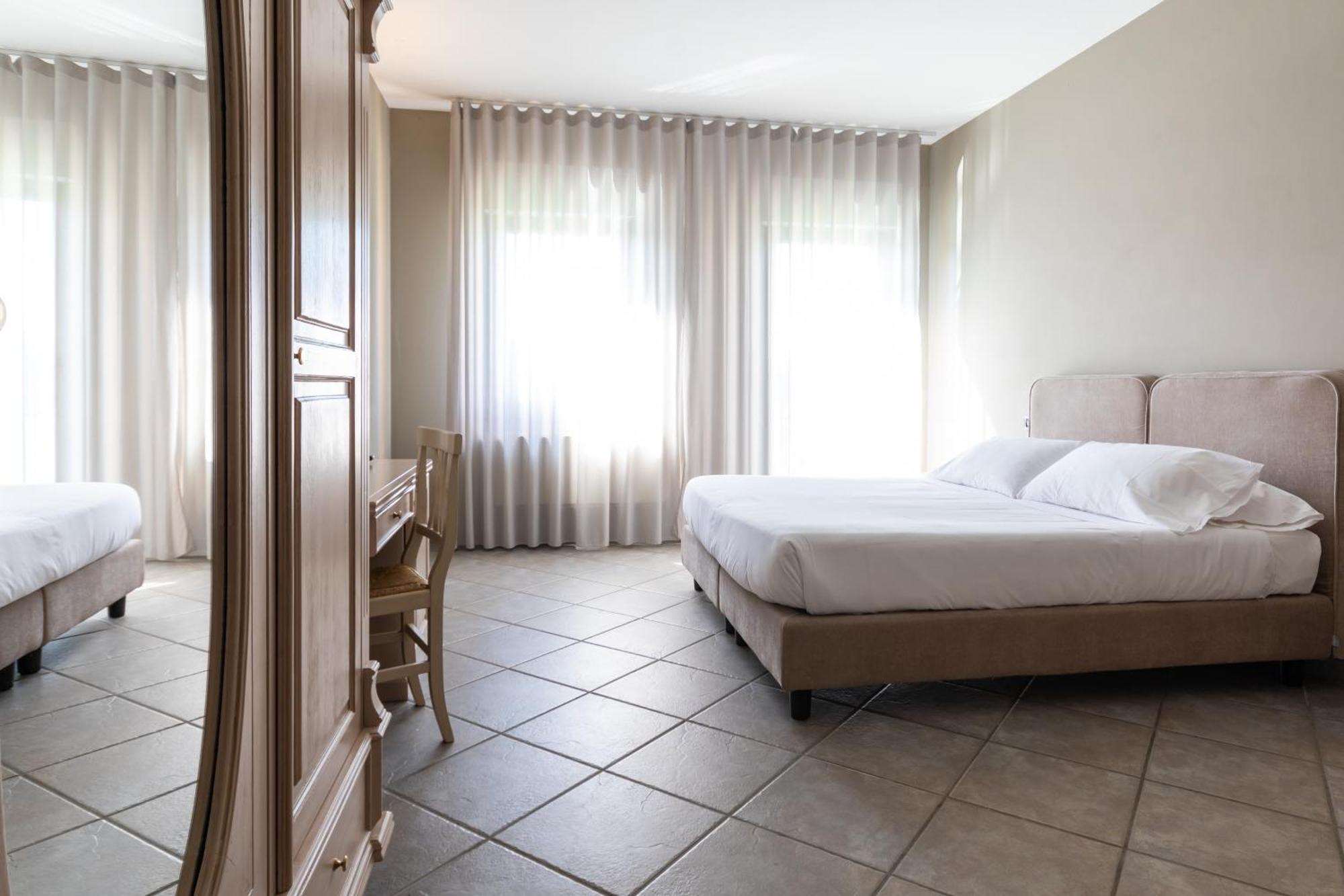Hotel Don Luis Castel Di Sangro Dış mekan fotoğraf