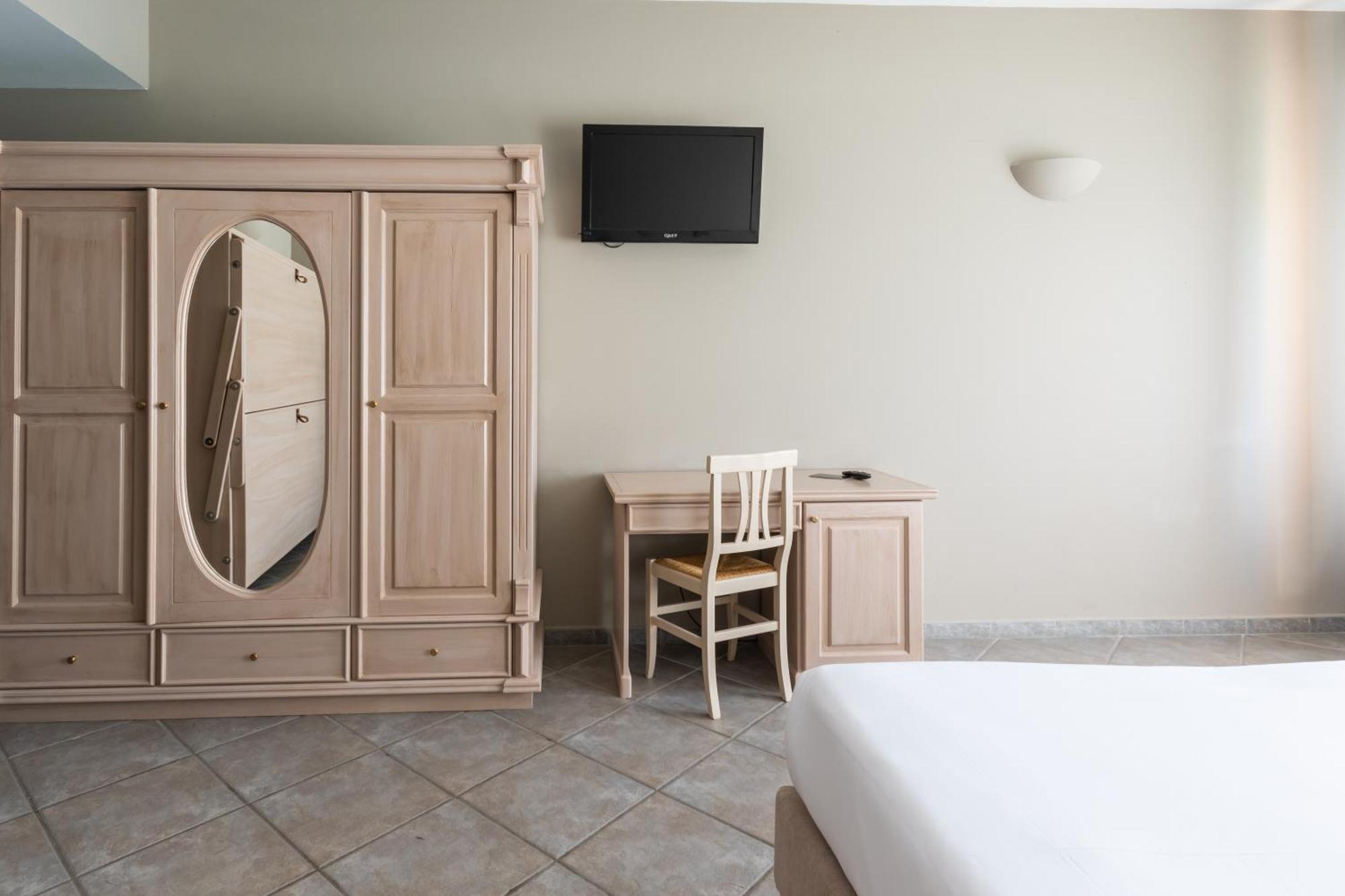 Hotel Don Luis Castel Di Sangro Dış mekan fotoğraf