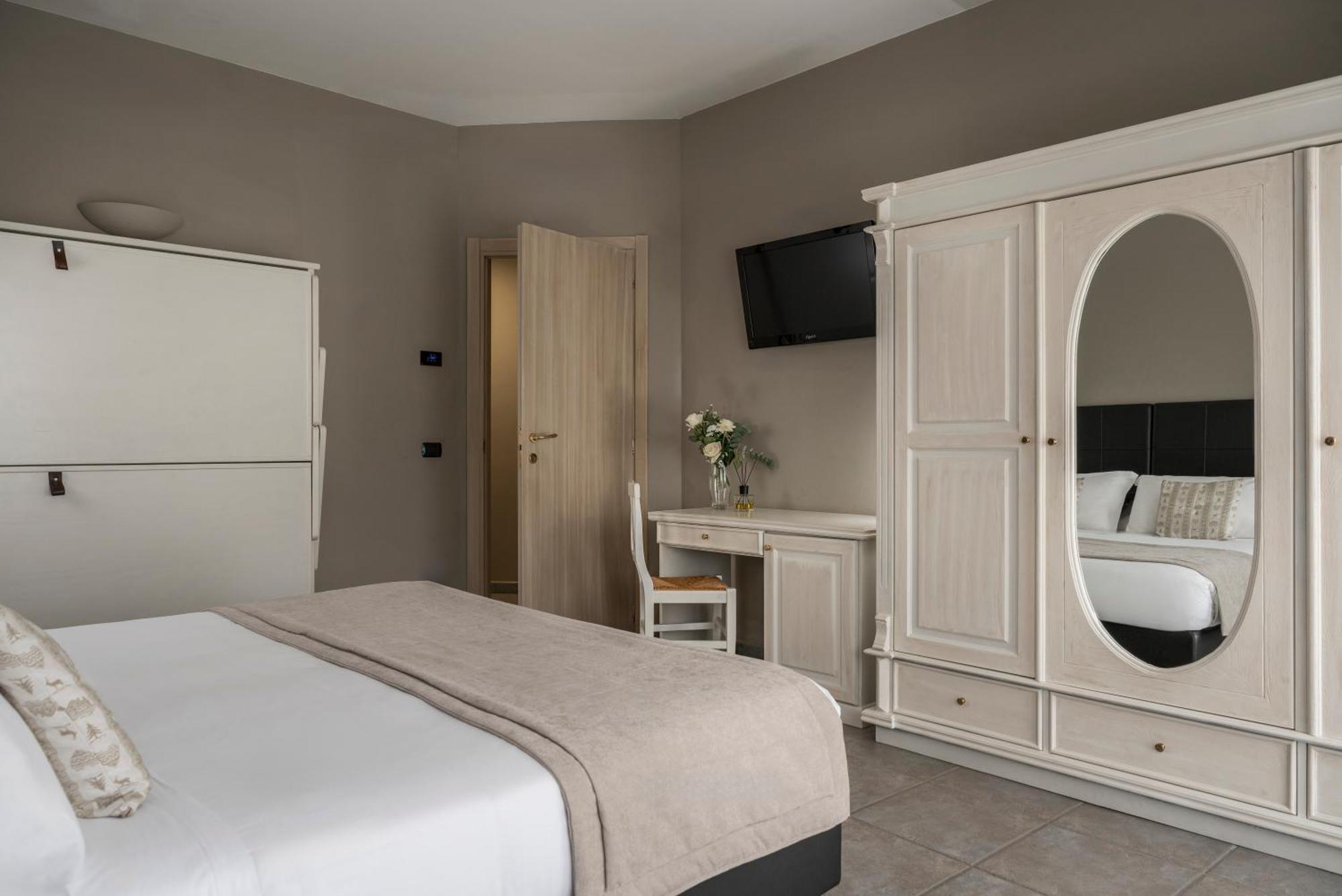 Hotel Don Luis Castel Di Sangro Dış mekan fotoğraf